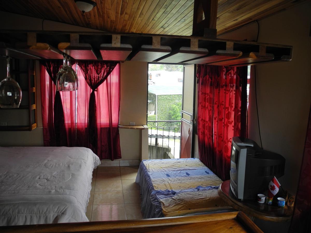 Sleepers Sleep Cheaper Hostel Monteverde Ngoại thất bức ảnh